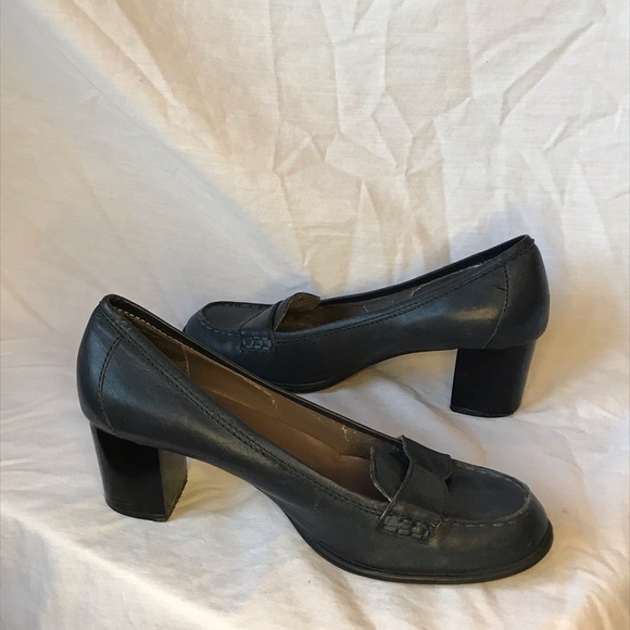 Vintage Y2K Navy Blue New York & Company Chunky Stitched Pumps - Picture 3 of 7
